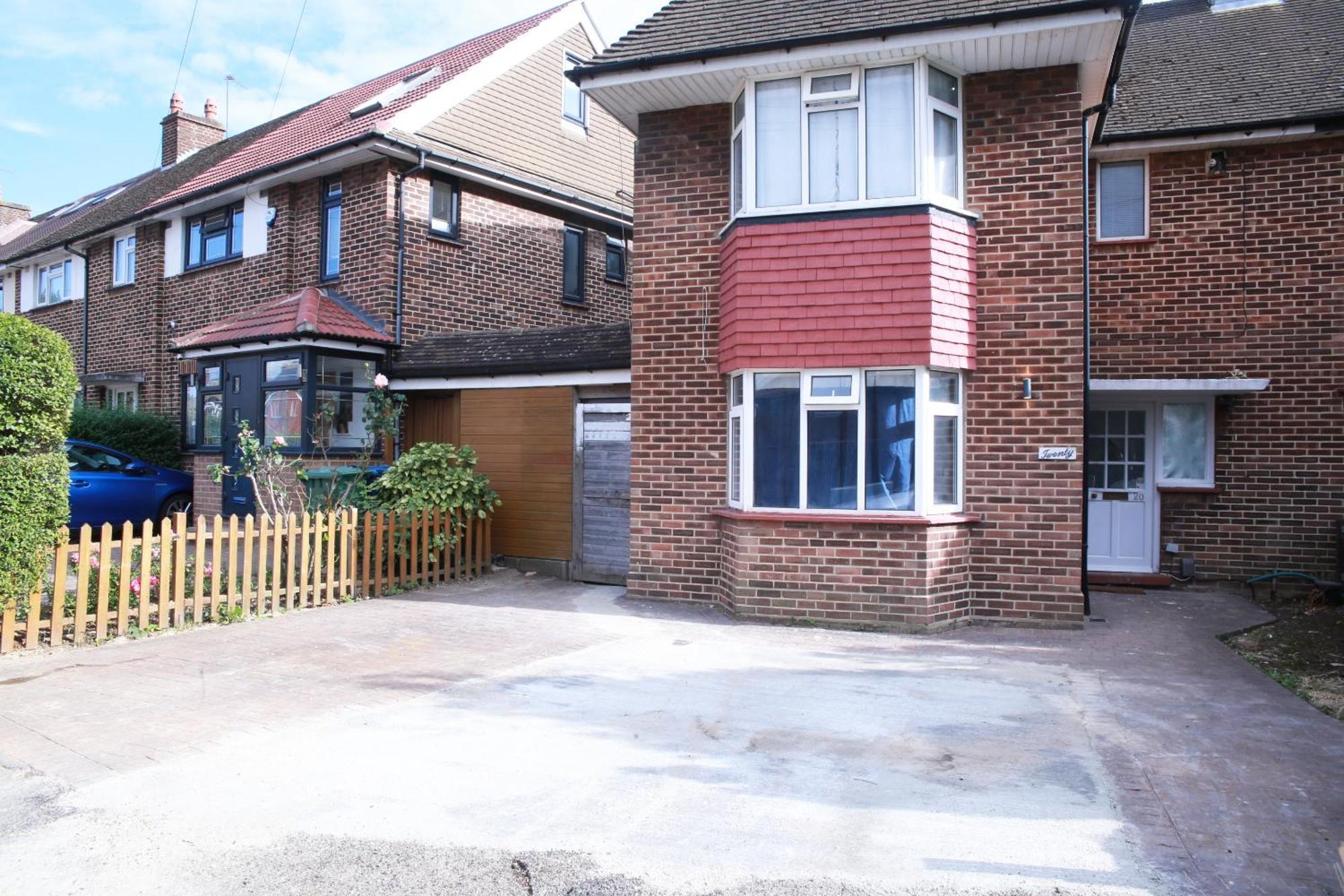 ロンドンHarrow Luxury Flat With Free Parking.アパートメント エクステリア 写真